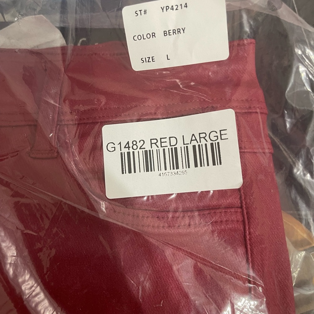 Vegan leather pants - Picture 2 of 3